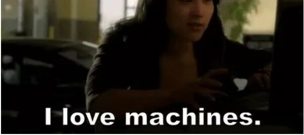 TOP 5: 🎧🤖 Podkasti iz iskalnikov, gibljivi videi, varna prijava, pametni pogovori in nova doba chatbotov