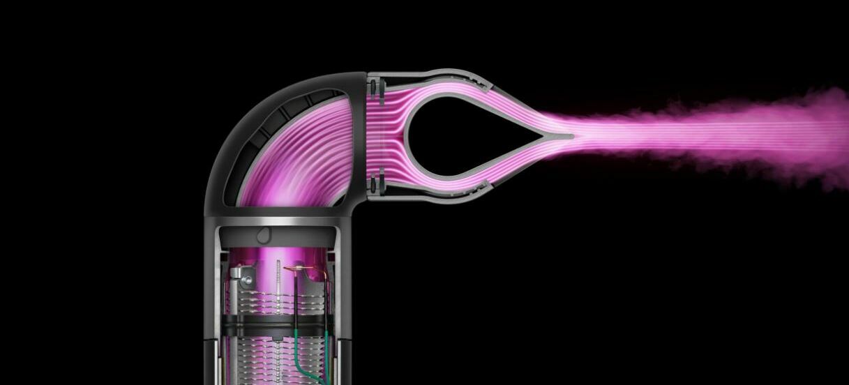 Introducing the new Blade concentrator attachment for the Dyson Airwrap™ multi-styler