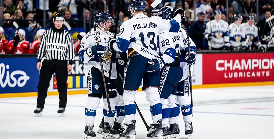 Jääkiekon MM-kisojen Suomen jääkiekkoilijoita