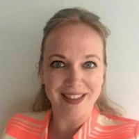 Yvonne Van Vierzen