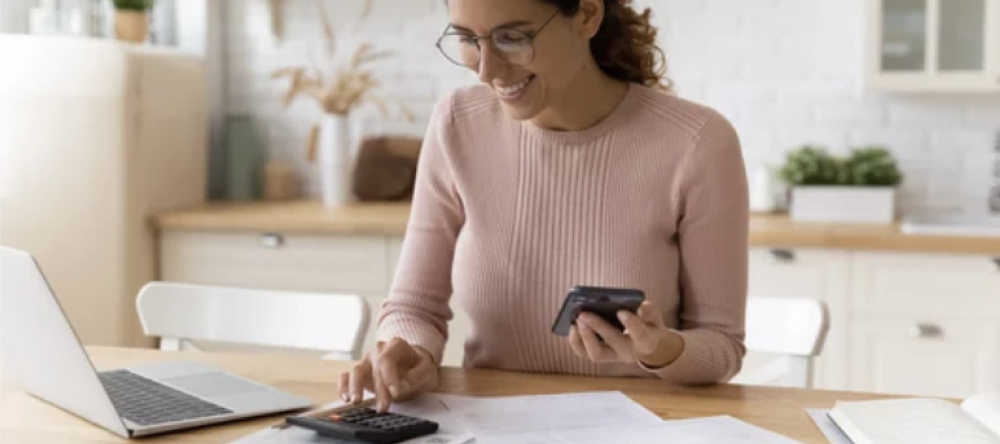 The iD Mobile guide to saving money in 2023