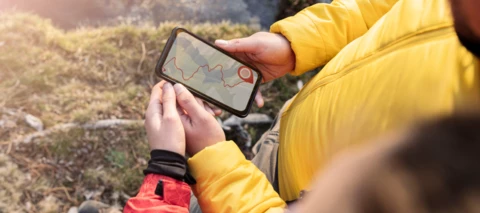 4 essential apps for hikes and walks.