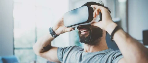 Discover VR on your phone.