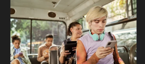 THE LONELIEST NUMBER: Why "Single-Threading" is a Sales Death Trap.