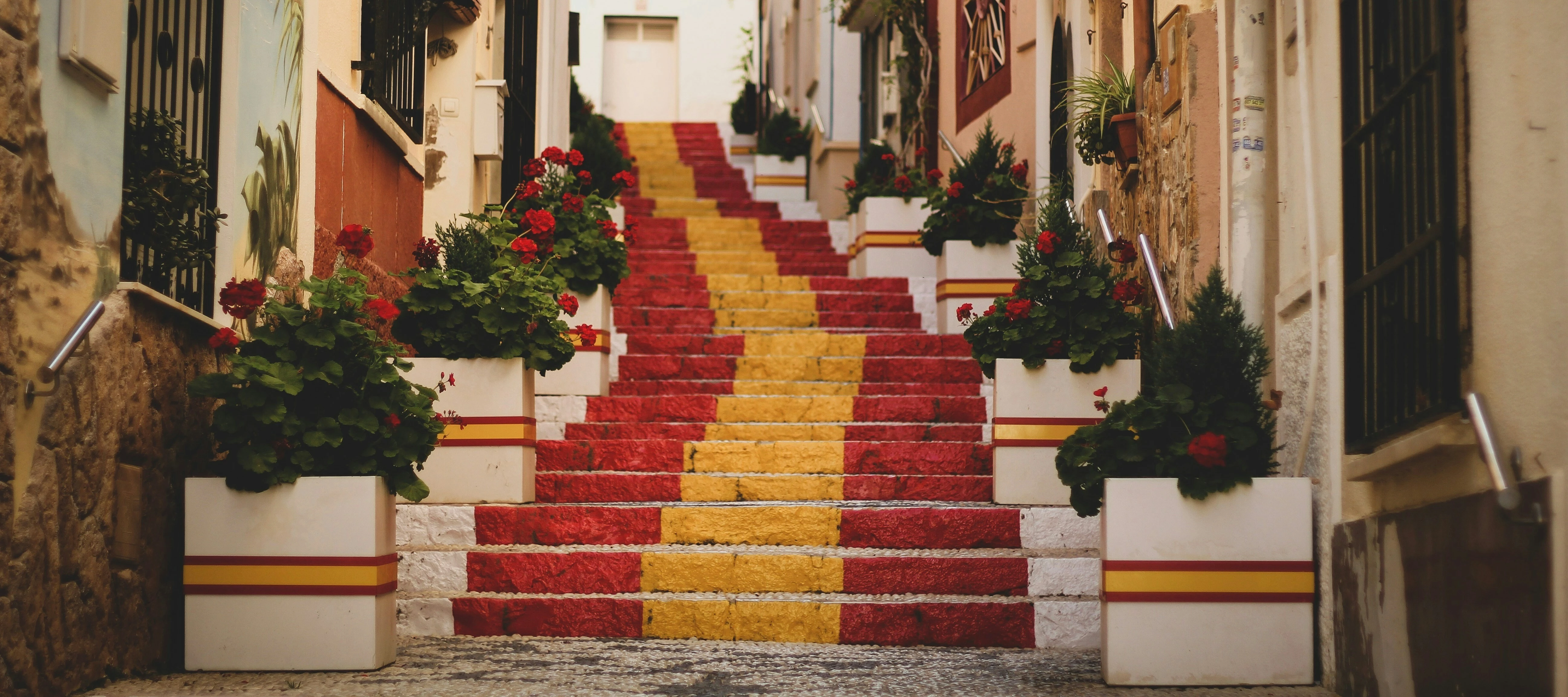 Join our exclusive group for Spanish clients