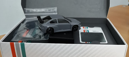 DR!FT – World’s first racing simulation – right on your desk