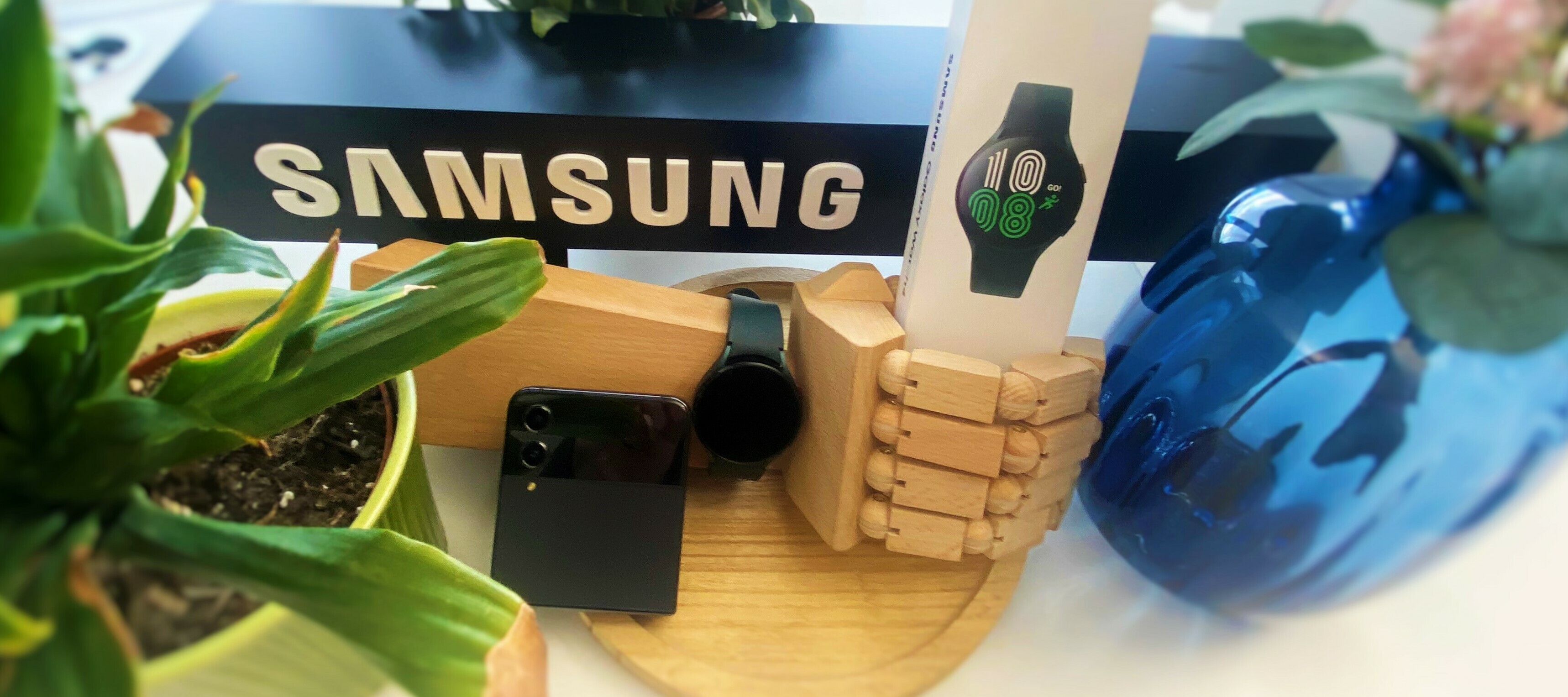 Samsung Galaxy Z Flip4 und  Samsung Galaxy Watch 4 - flip den Test!