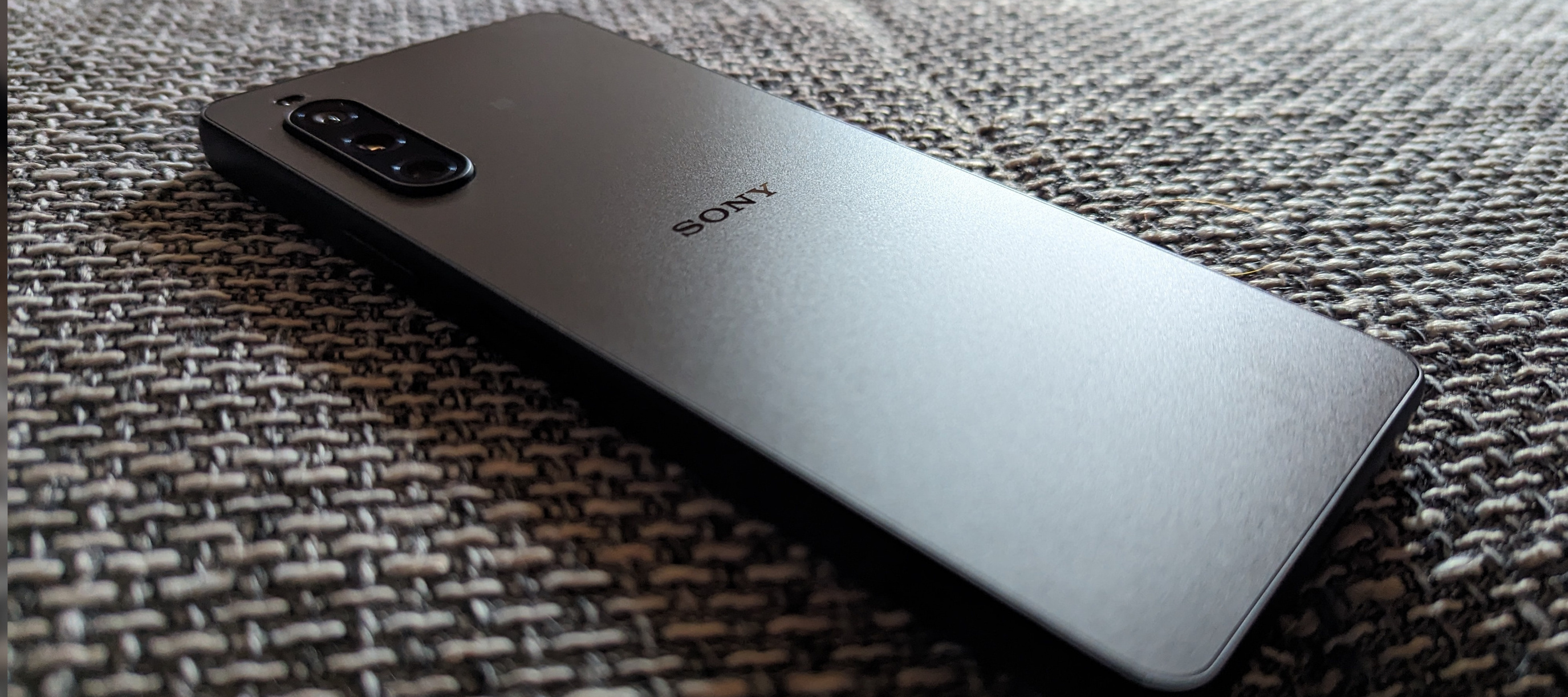 Back to Sony (Sony Xperia 10 V) – Gut und günstig?
