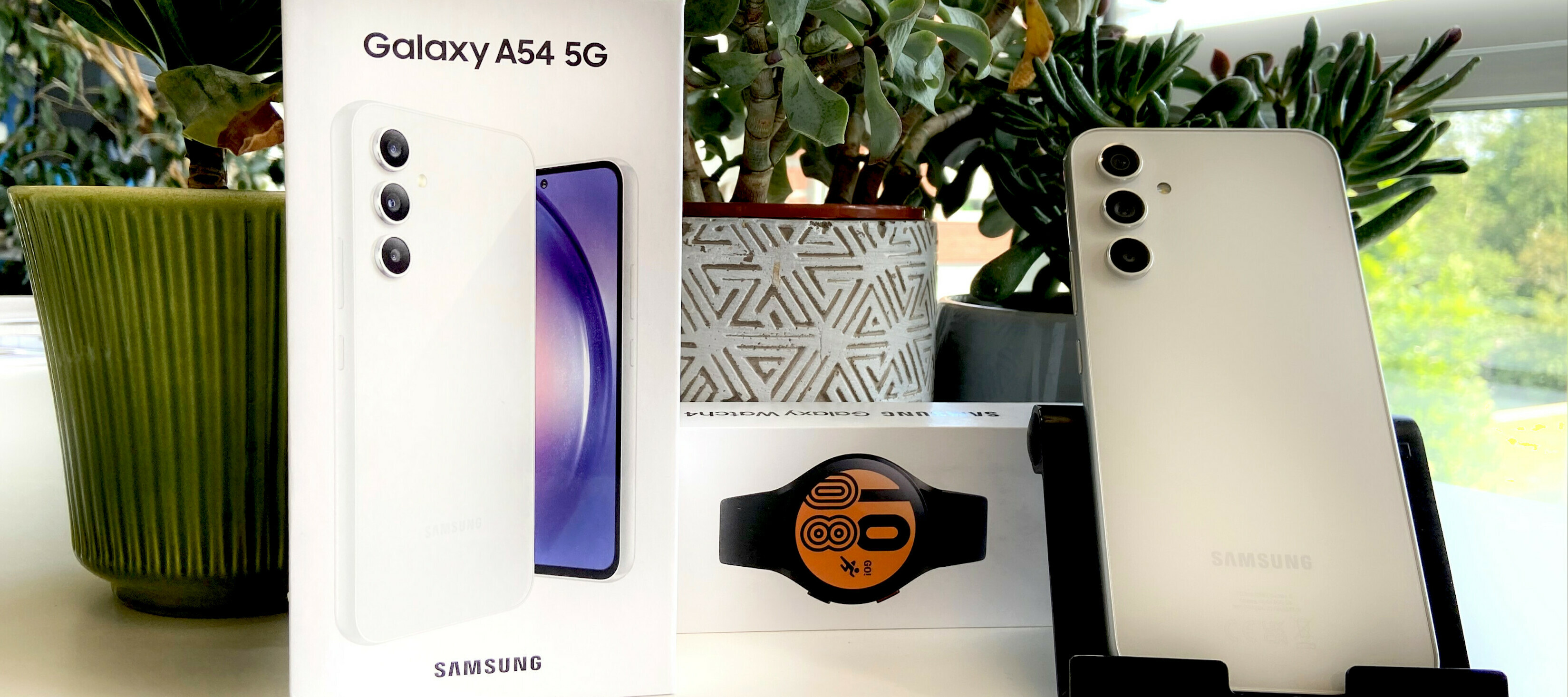 Samsung Galaxy A54 5G und Samsung Galaxy Watch4 - ein Bundle für deinen Test in der Community!
