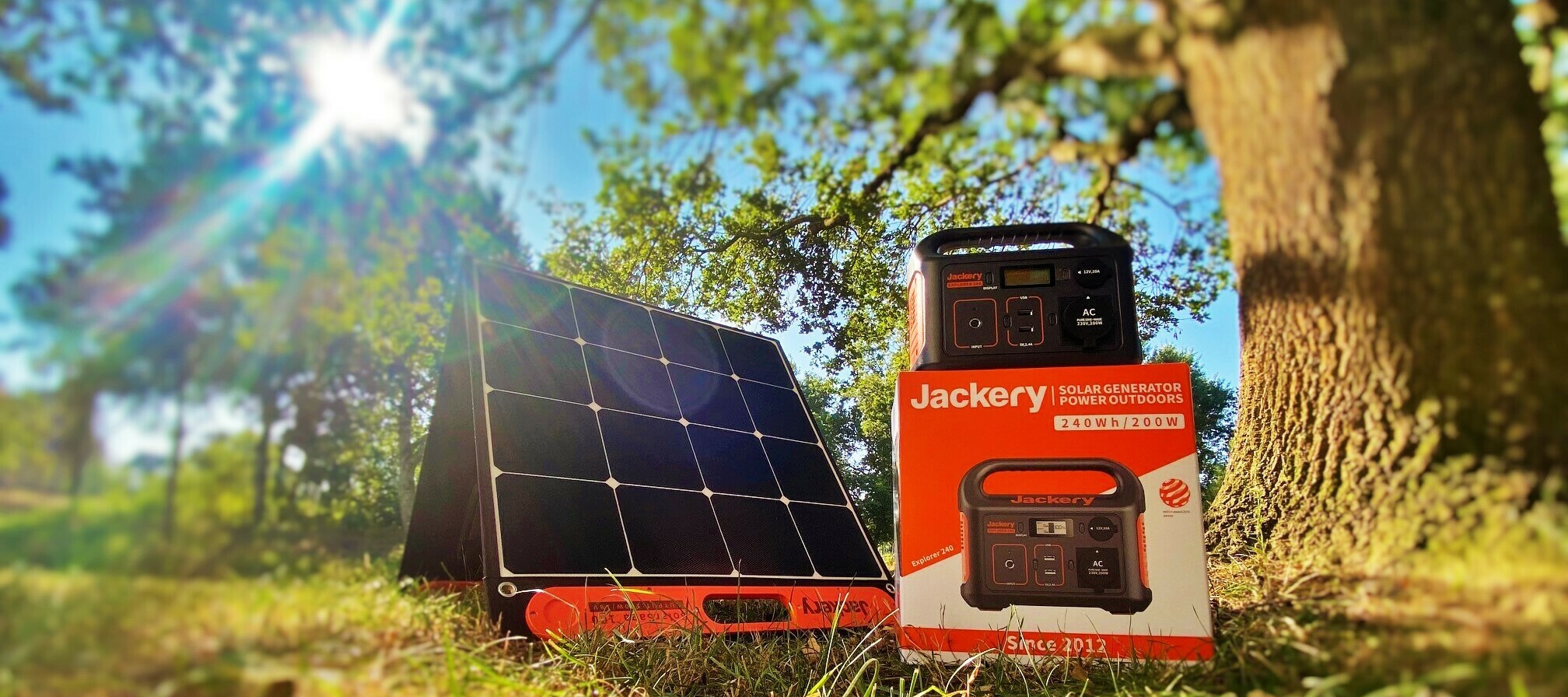 Jackery Solarpanel SolarSaga 100 + Explorer 240 Powerstation - nutze die Kraft der Sonne!