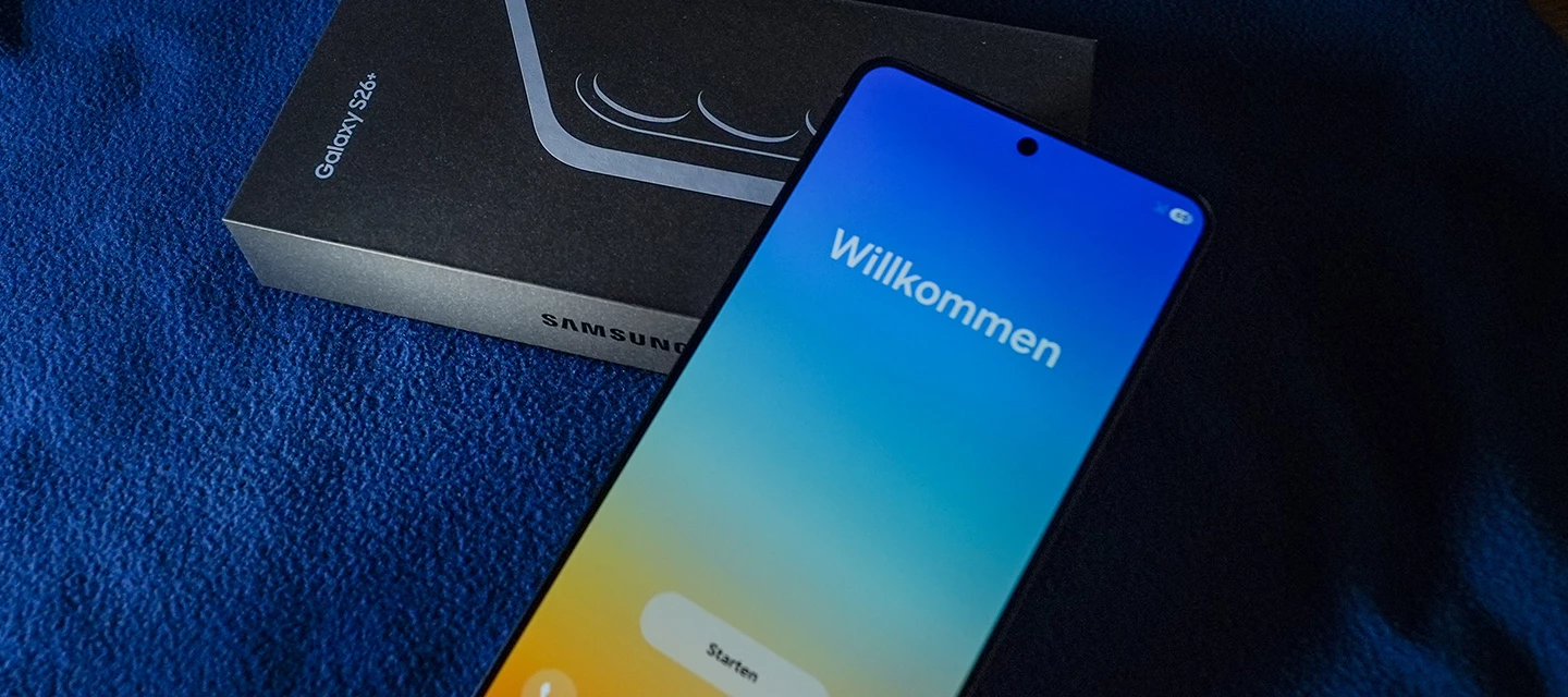Samsung Galaxy S26 Plus in der frontalen Nahaufnahme
