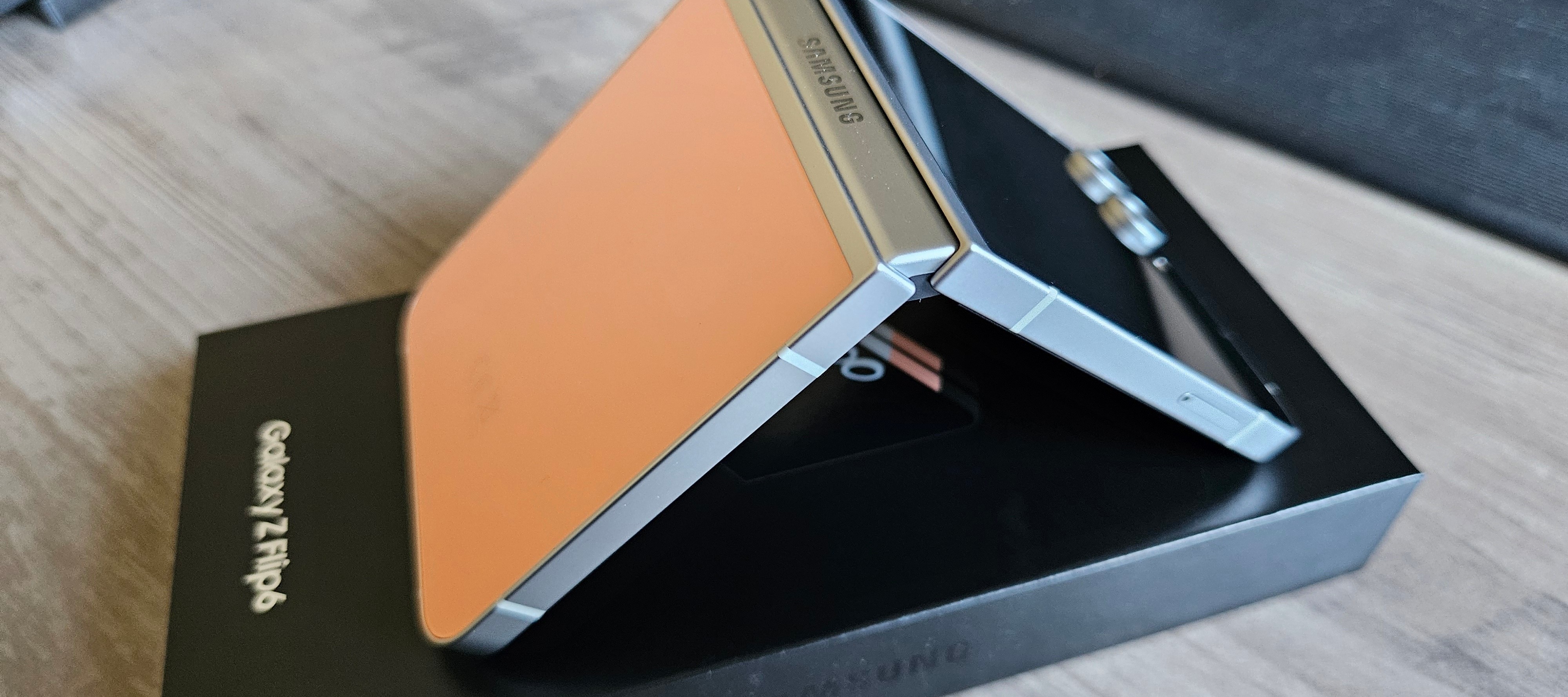 Topic Samsung Galaxy Z Flip6: Ich hab’s Peggy genannt!