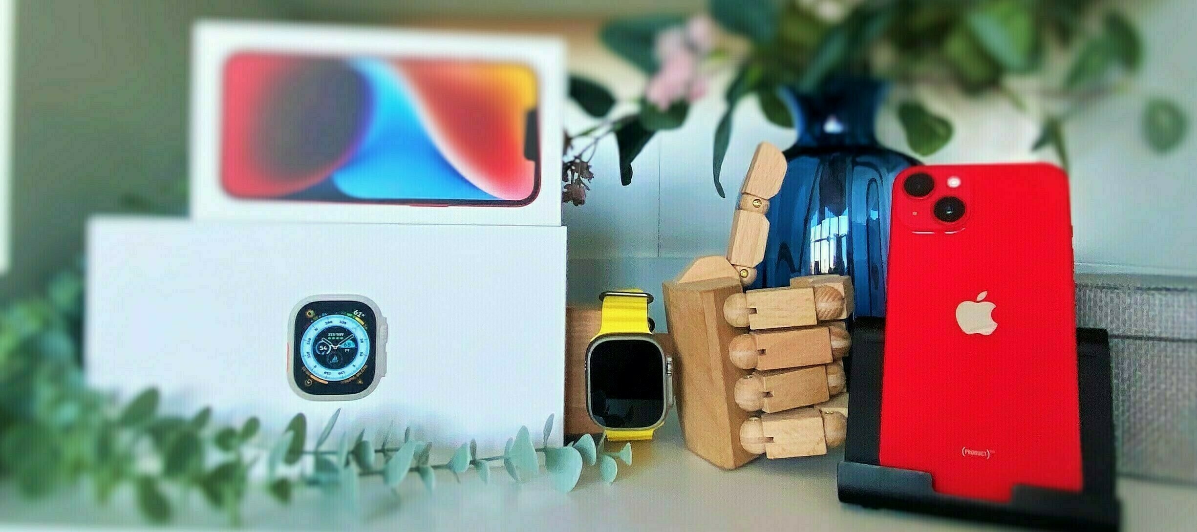 Das Apple iPhone 14 und die Apple Watch Ultra - ein farbenfrohes Bundle für deinen Test!