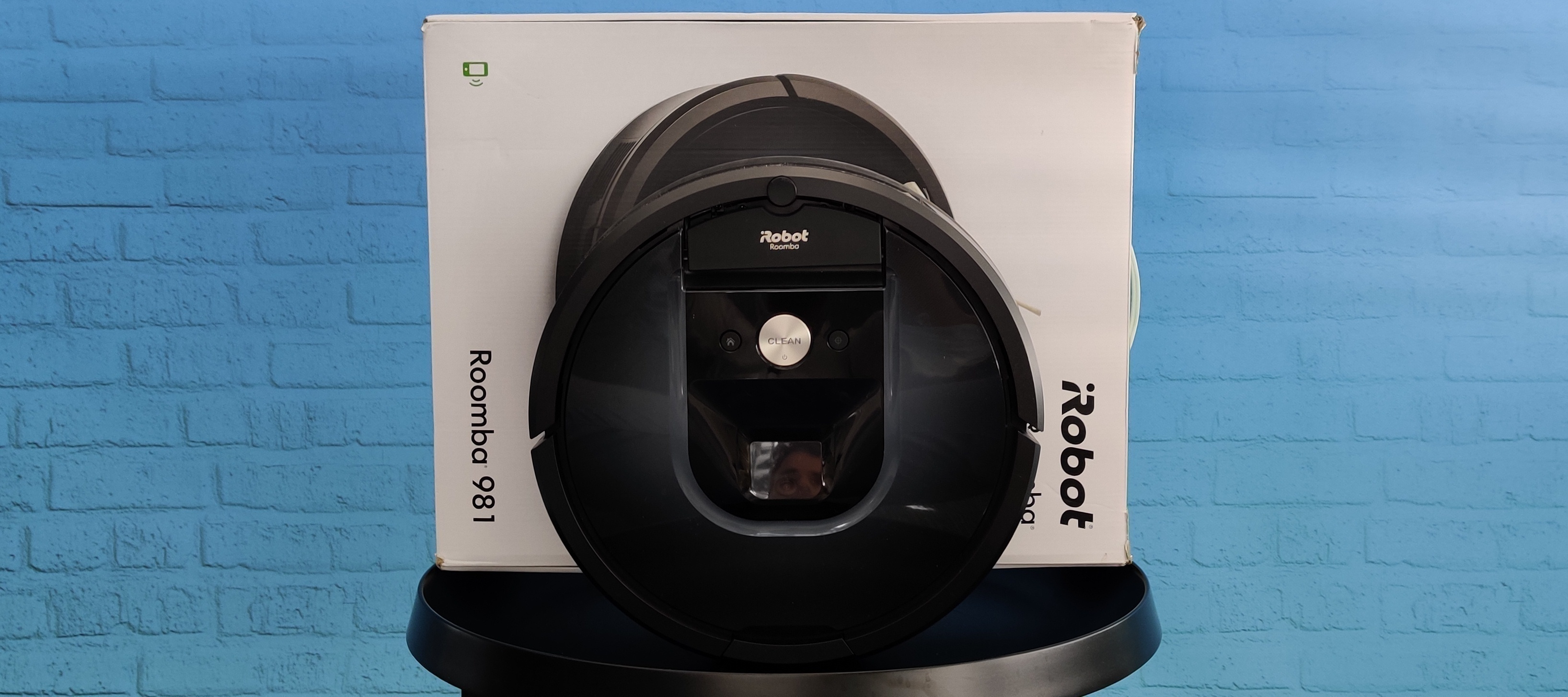 iRobot Roomba 981  Testgerät - beseitigt den Schmutz wann du willst.