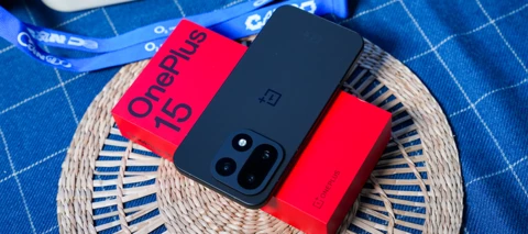 OnePlus 15 und der beste Akku der Welt? Teste es selbst!