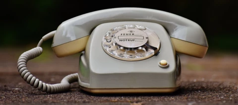 Wählscheibentelefone und andere veraltete Technologien