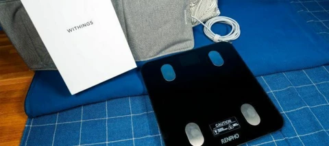 Withings Schlafanalysematte und Renpho Smart Scale - lass dich und deinen Schlaf analysieren.