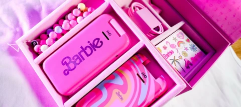 Das HMD Barbie Phone. Etwas Farbe kann jeder gebrauchen 🙂