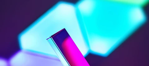 Produkttest - Sonos ONE A100 - Google Nest Hub - Philips Hue Color E27