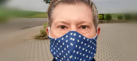 So nun sind auch Maske und Handy wieder im Einklang *Selfmade Alarm*