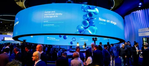 Highlights vom Mobile World Congress 2026 - Robot Phones und Schreibtischroboter