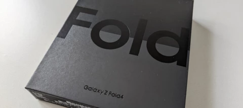 Samsung Galaxy Fold 4 / Unboxing