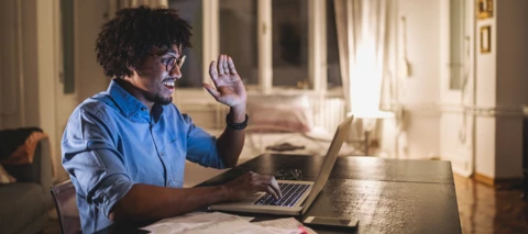 Warum jetzt die beste Zeit ist, um alte Freundschaften aufleben zu lassen