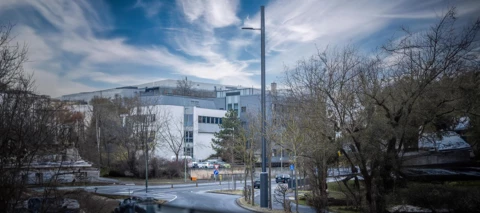 Mobilfunk aus der Straßenlaterne- Ausbau von 5G-Straßenleuchten