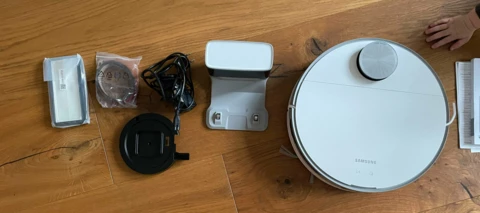 Unser JetPot - Der Samsung JetBot Saugroboter im Familientest