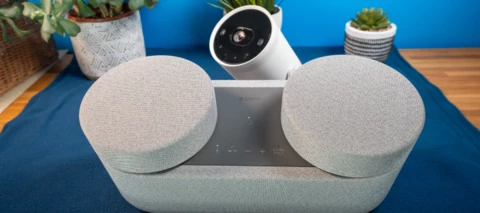 Samsung Freestyle & Sony HT-AX7 - wir bringen Sound und Bild für dein Kinoerlebnis.