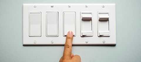 How to re-enable the electricity supply on your Landis & Gyr smart meter