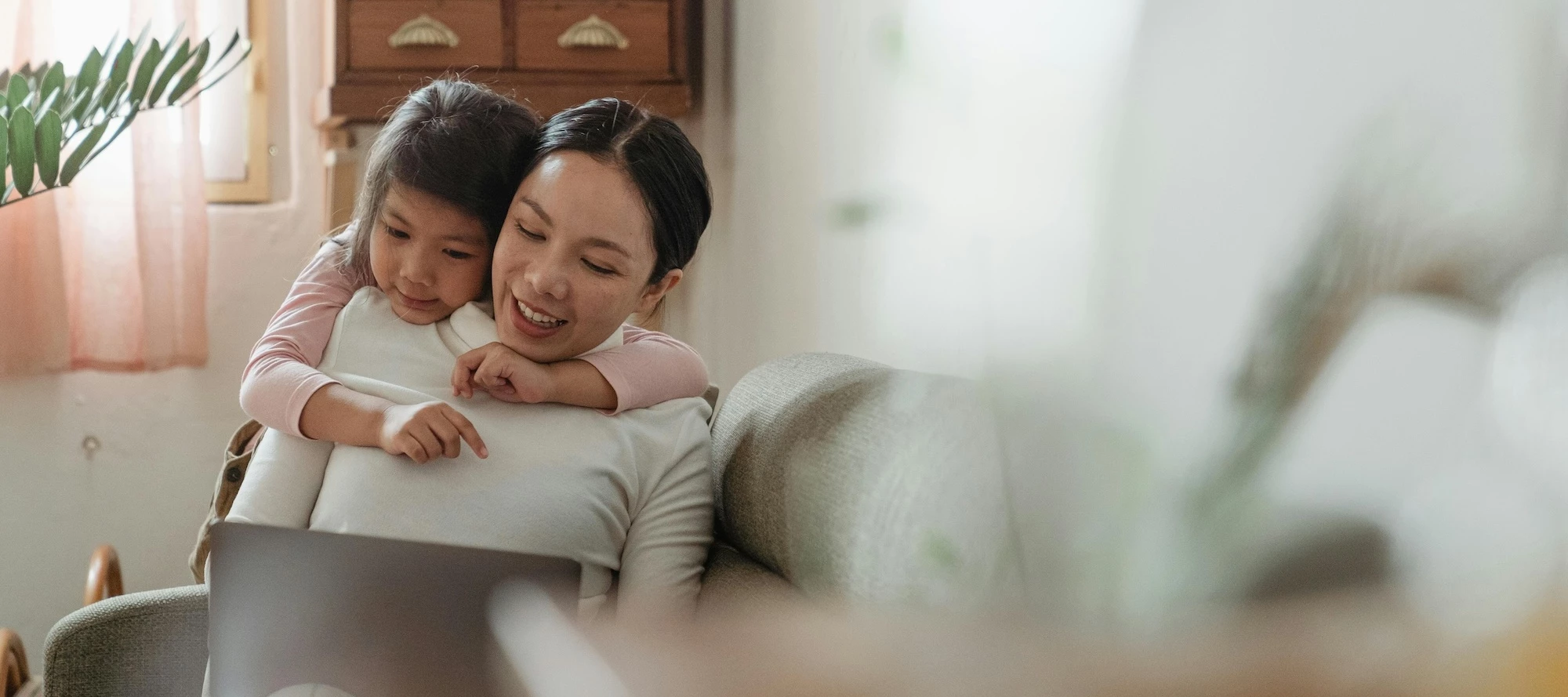 Being a Parent 🤝 Professional Life: How Can HR Support?
