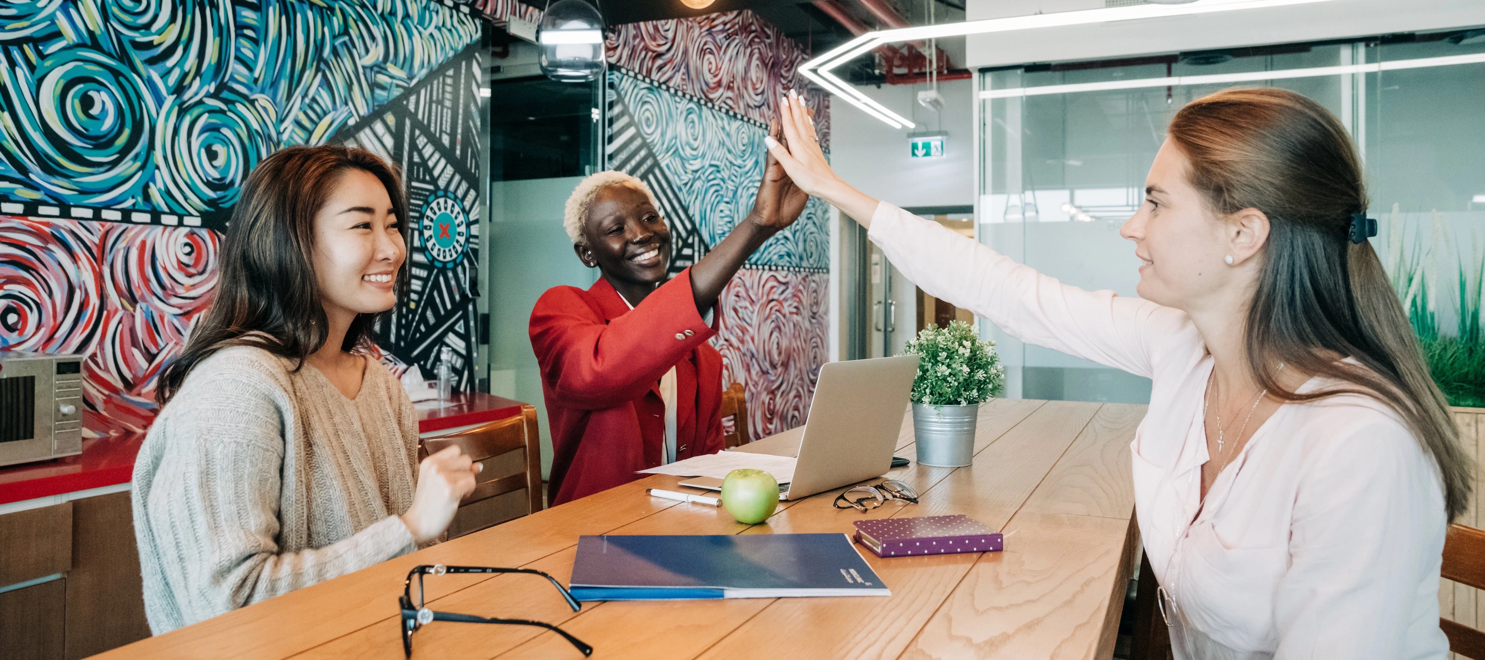 Valentine's Day Special: Let's talk about love & your job 💌💼