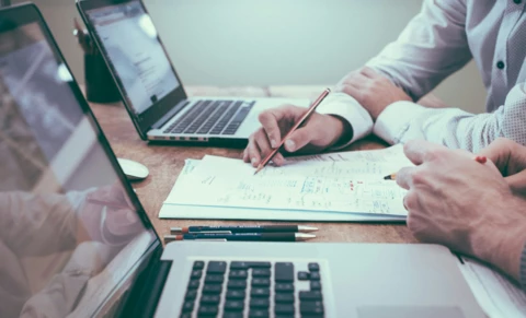 💸 22 steuerfreie Gehaltsextras: So begeistert Ihr Mitarbeitende und spart Lohnnebenkosten