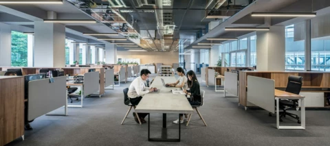 ⚖️ Community Barometer - Back to the Office Trend