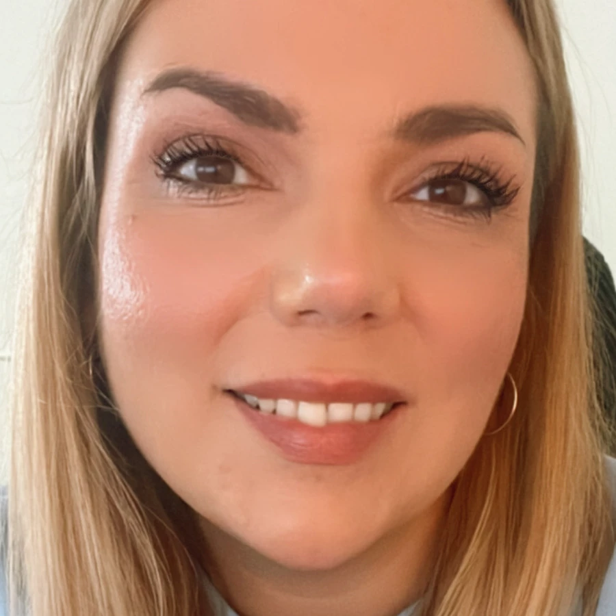 Julia_Webedia