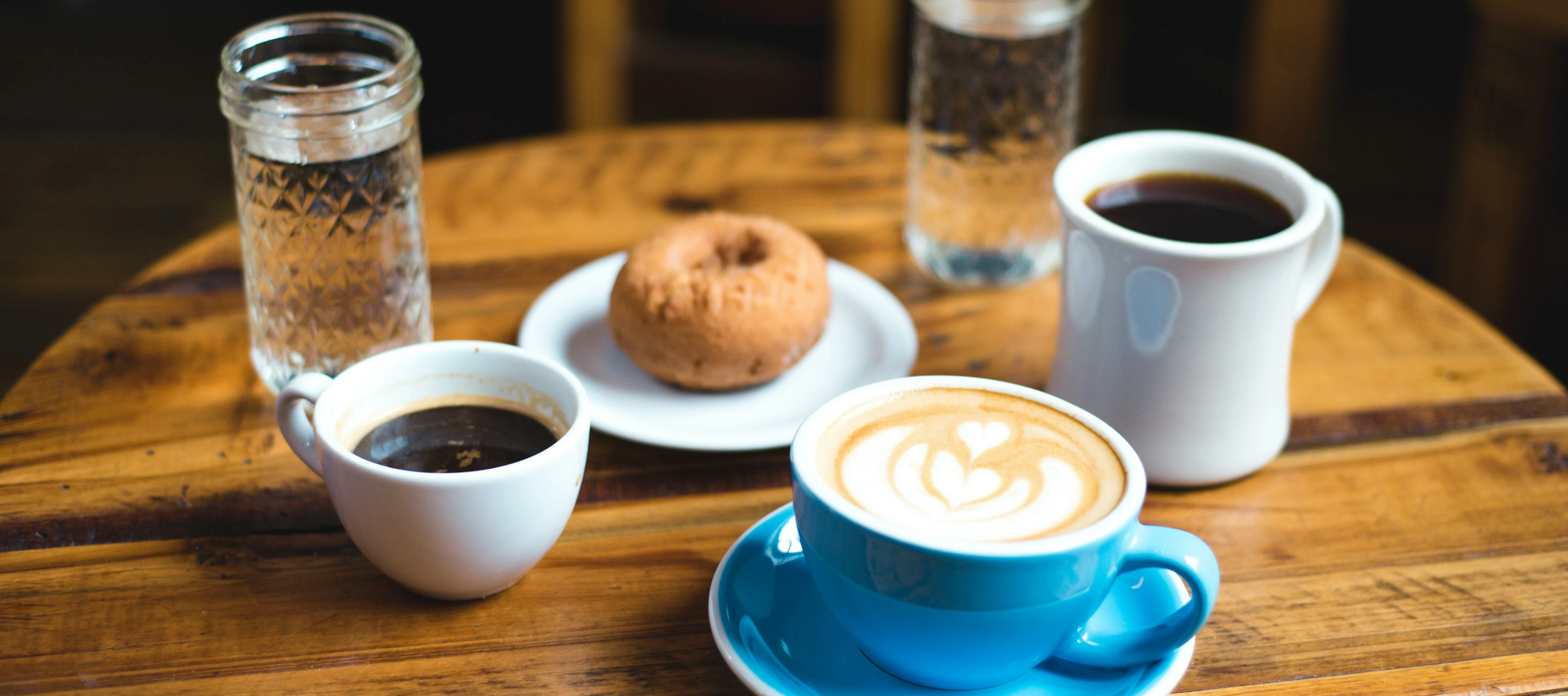🥐 ☕️ Desayuno: Reunión de usuarios grupal en español