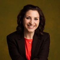 liz.edmondson