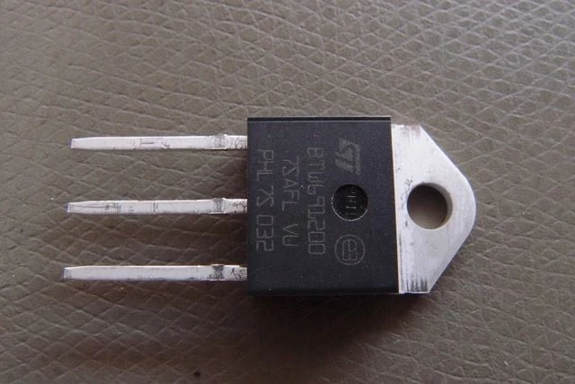 0693W00000NozhSQAR.jpg