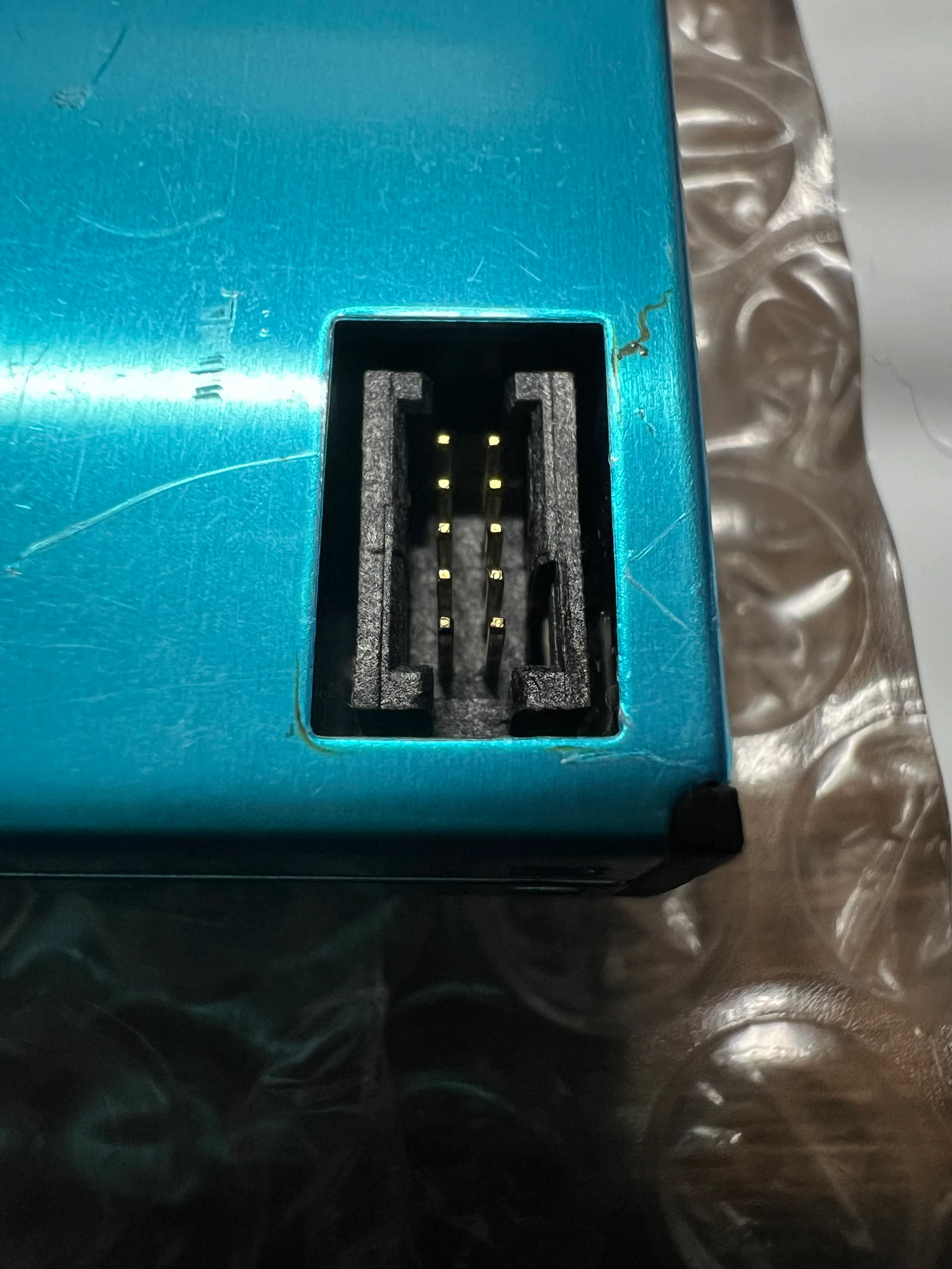 Output port of sensor