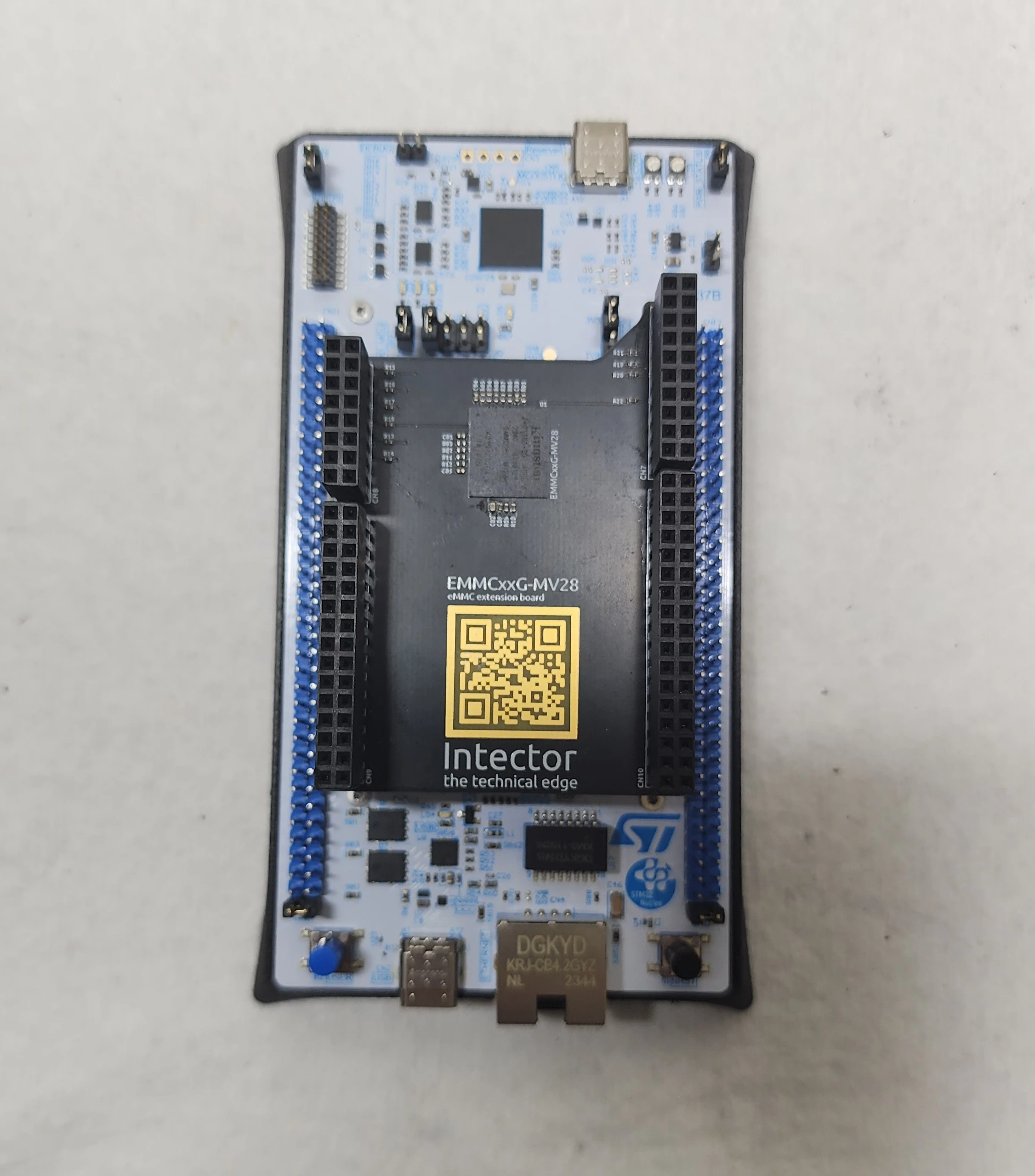 NUCLEO-EXT with eMMC on NUCLEO-H7S3L8