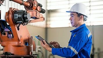New industrial-grade accelerometer with edge AI and low power for smart sensing New industrial-grade accelerometer with edge AI and low power for smart sensing
