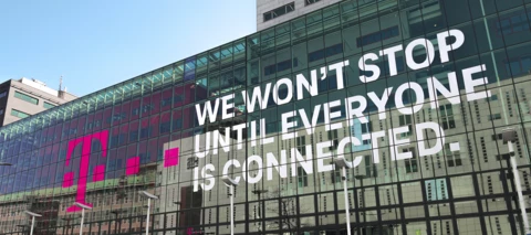 Aankondiging voorgenomen verkoop T-Mobile NL