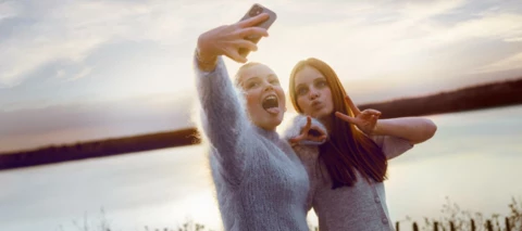 Myyntihitit 2025 – vuoden suosituimmat puhelimet listattuna