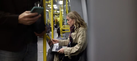 Uudesta osiosta löydät vinkkejä verkkohuijauksiin ja verkkoturvallisuuteen liittyen