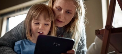 Keskustelu: Miten rakentaa turvallista digiarkea? Tule keskustelemaan ja kysymään Pelastakaa Lasten asiantuntijoilta lasten d