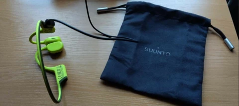 Arvostelu Suunto Sonic -kuulokkeet