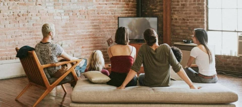 Telia Play -sovellus saatavilla nyt myös Samsung-älytelkkareilla