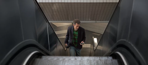 Huijaukset ja myyntipuhelut kuriin soittajan tunnistuksen avulla