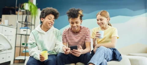 Turvallisuus netissä: Lapsen yksityisyysasetukset puhelimessa